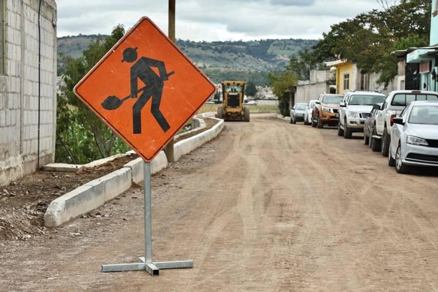 Supervisó gobernadora rehabilitación carretera en Ixtacuixtla