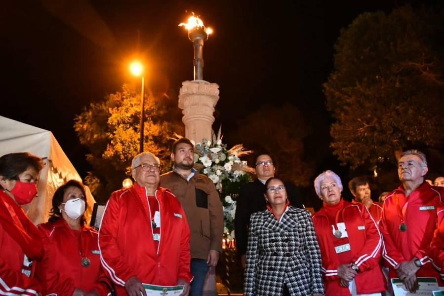 Conmemora Ayuntamiento de Huamantla 54 aniversario del paso del fuego olímpico