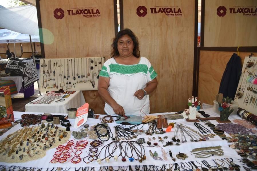 Mejoran ventas de artesanos 100 por ciento en el corazón de Tlaxcala Capital