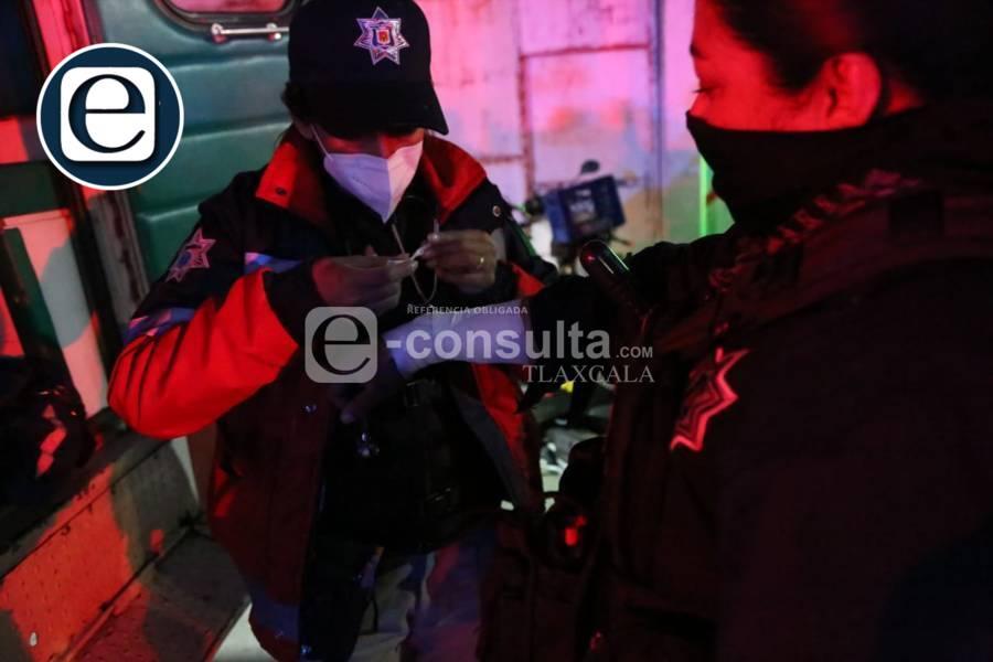 Se enfrentan normalistas y policías en "El Trébol"