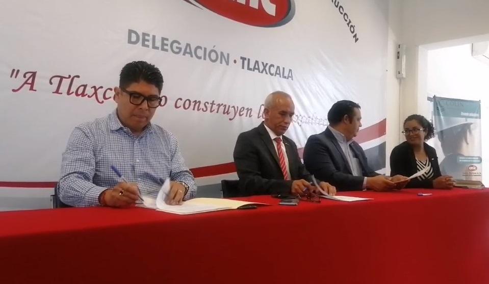 CMIC y CANACO firman convenio para reactivar la economía del sector empresarial 