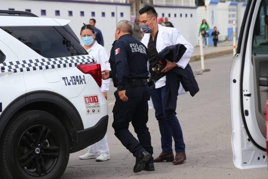 Arriba personal médico a Apizaco para valorar a migrantes detenidos en autobús de ATAH en Yauhquemehcan 