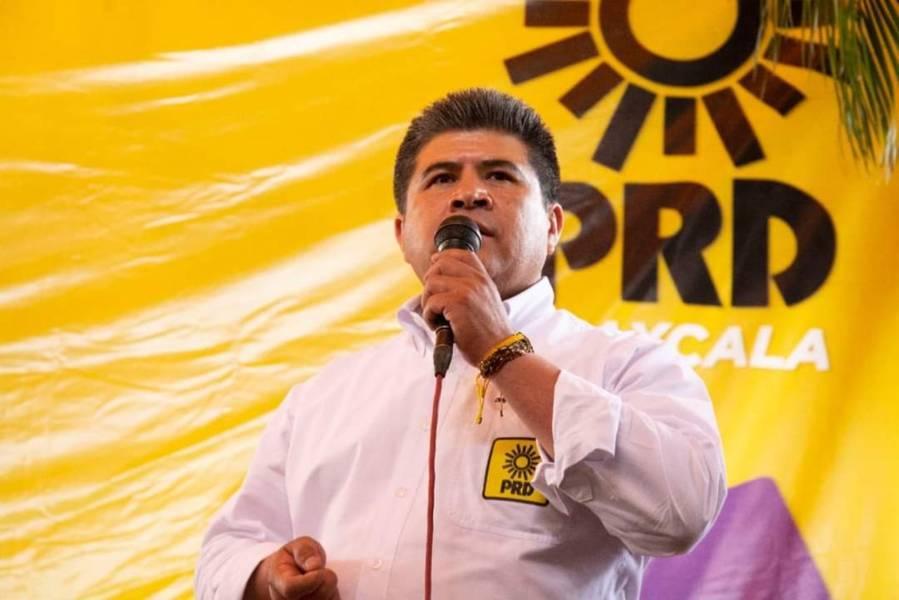 PRD condena ‘brutalidad’ de funcionario de San Pablo del Monte; pide cese del cargo por agresión a presidente de comunidad