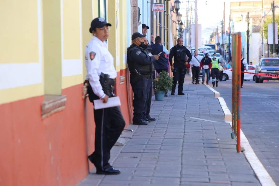 Localizan presunto explosivo a las afueras de negocio de paquetería en Huamatla 