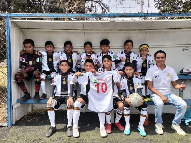 Destacado papel de la Selección de Chiautempan en torneo nacional de fútbol 