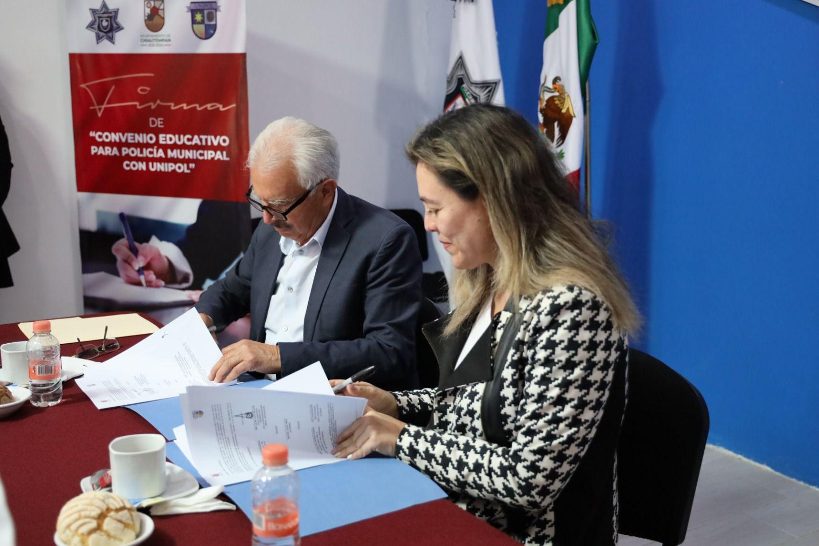 Signan convenio de colaboración Ayuntamiento de Chiautempan y Unipol