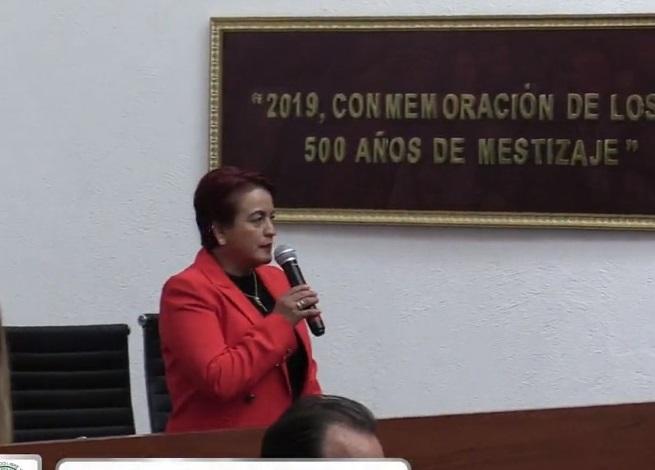 Guillermina Loaiza respalda la reducción de edad para ser diputado federal