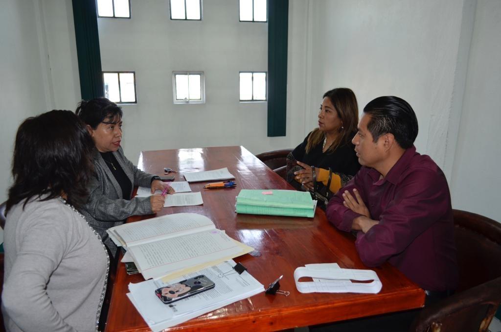 Inicia gobierno de Nancy Cortés proceso de escrituración para 12 familias 
