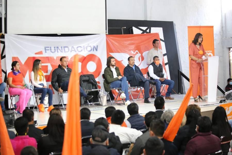 Toman protesta a delegados de la Fundación México con Valores en